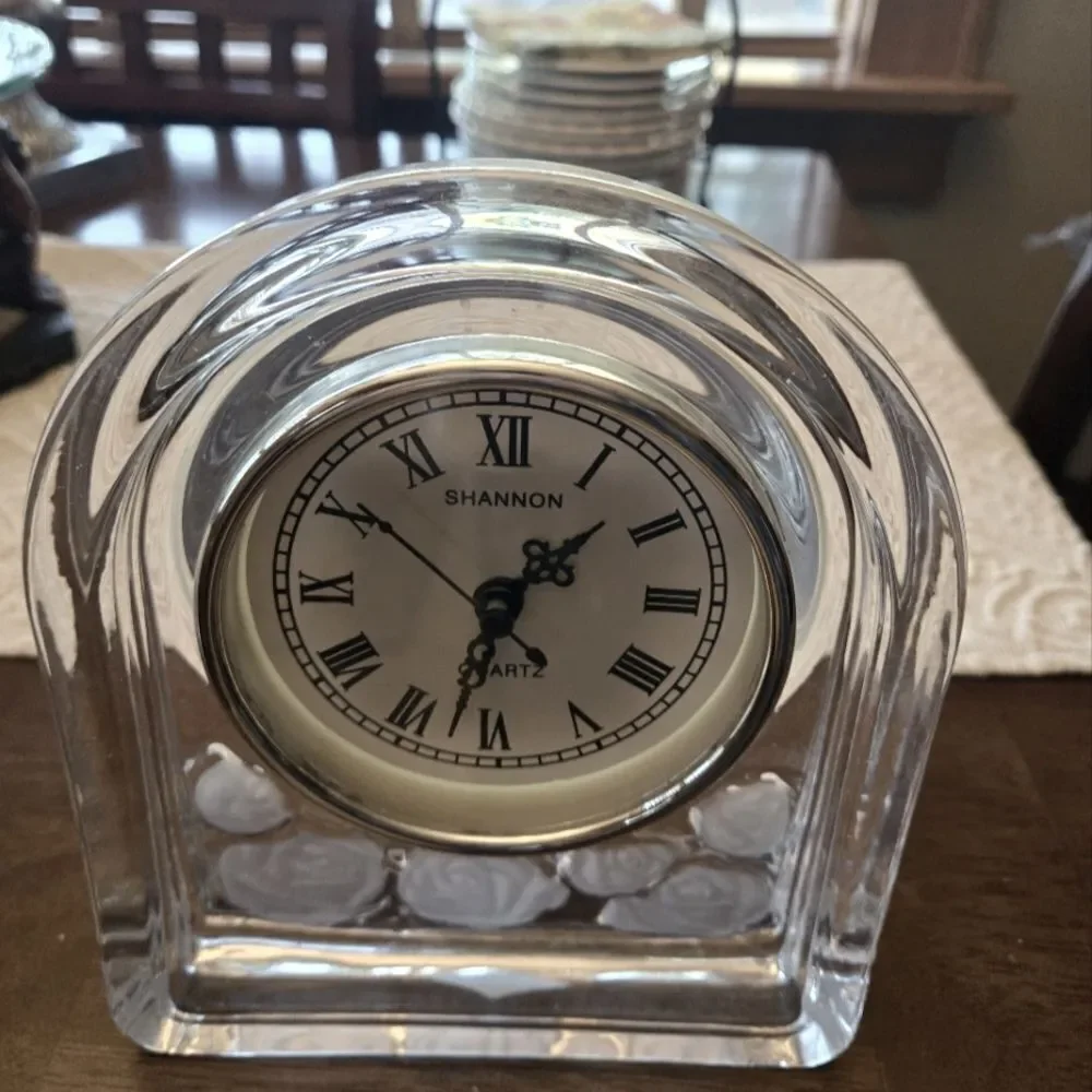 Clear Glass Mantel Clock with Roses
